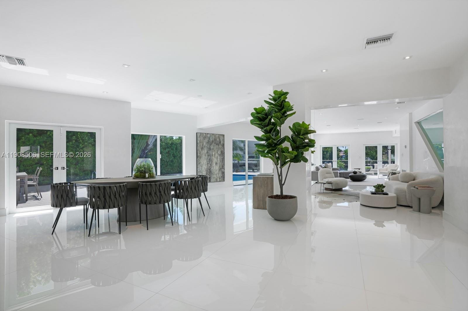 1040 S Shore Drive, Miami Beach, FL 33141 photo 22