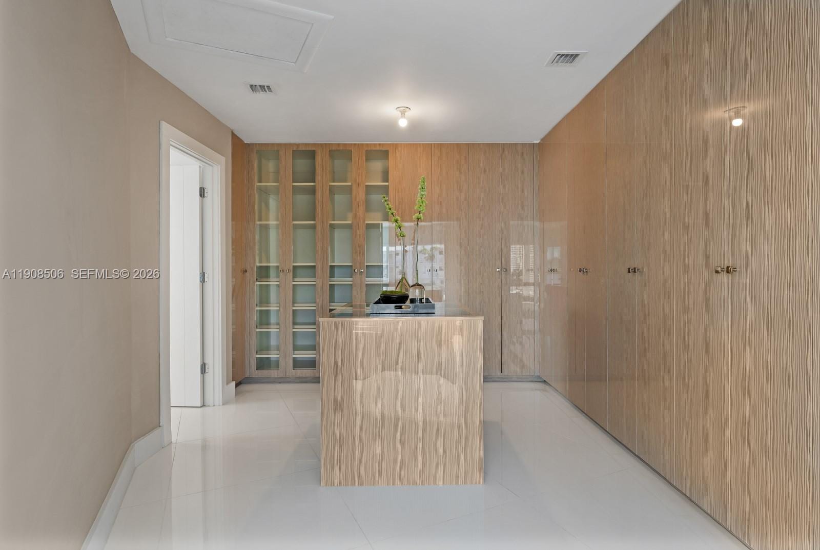 1040 S Shore Drive, Miami Beach, FL 33141 photo 26