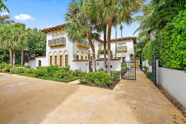 325 Seaspray Avenue, Palm Beach, FL 33480