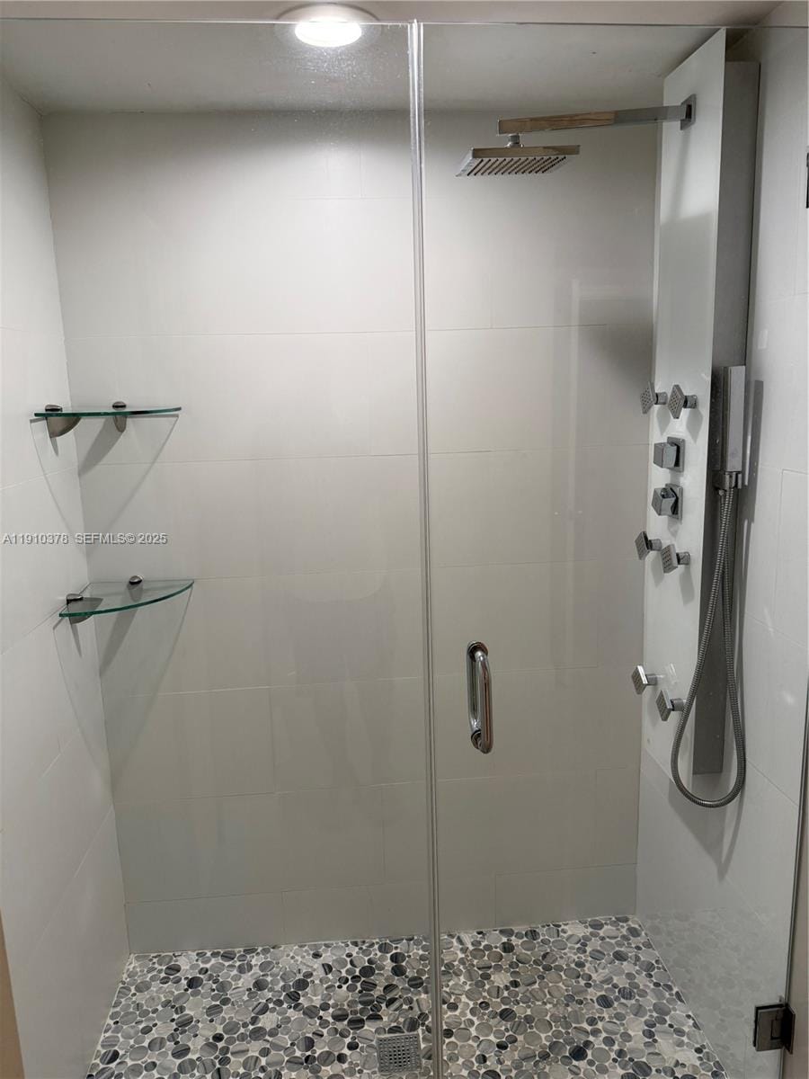 17150 N Bay Road 2102, Sunny Isles Beach, FL 33160 photo 15