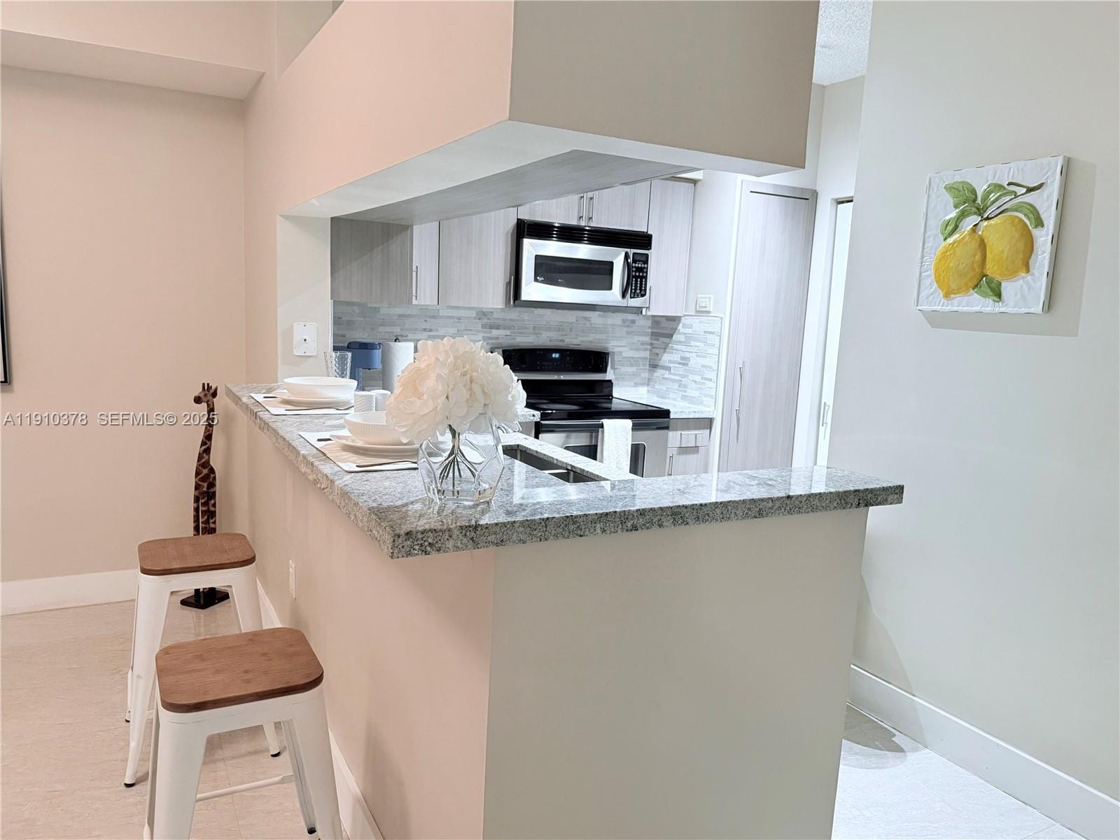 17150 N Bay Road 2102 — photo 3