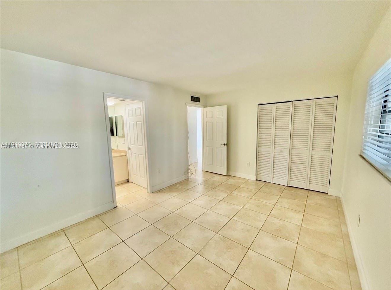 10825 SW 112th Avenue 302 — photo 11