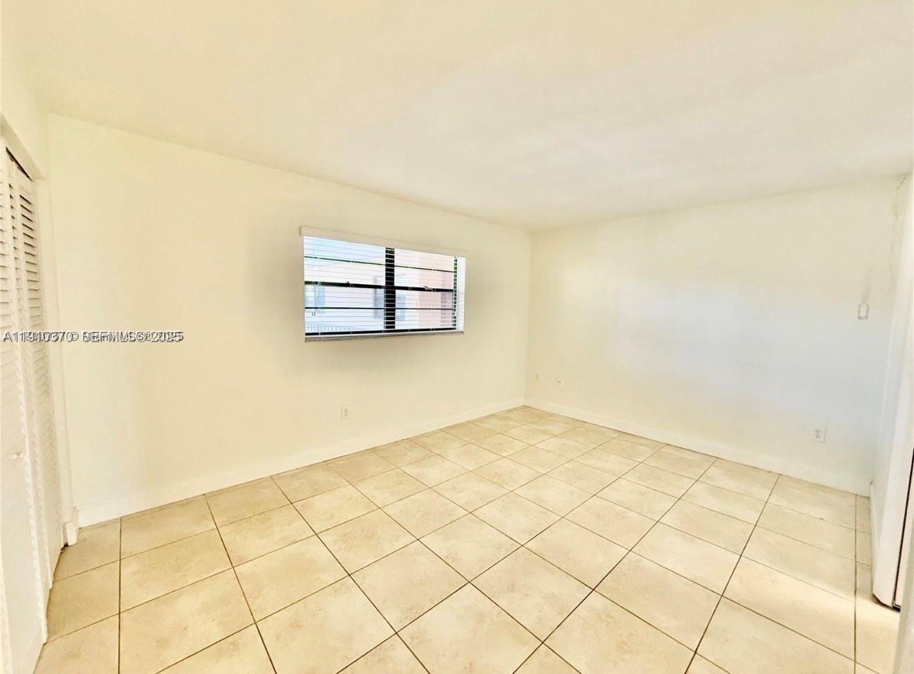10825 SW 112th Avenue 302 — photo 7