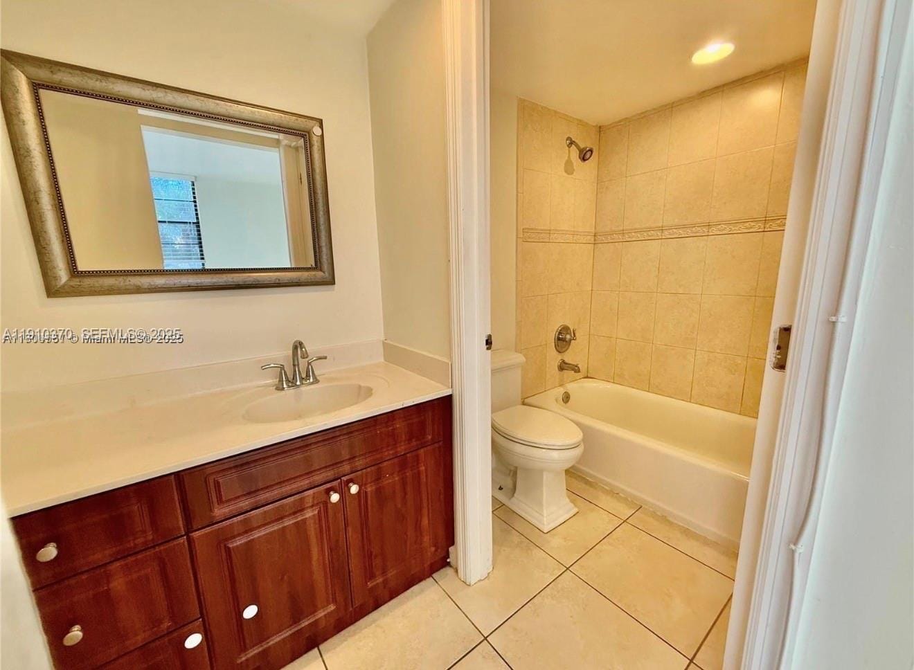 10825 SW 112th Avenue 302 — photo 8