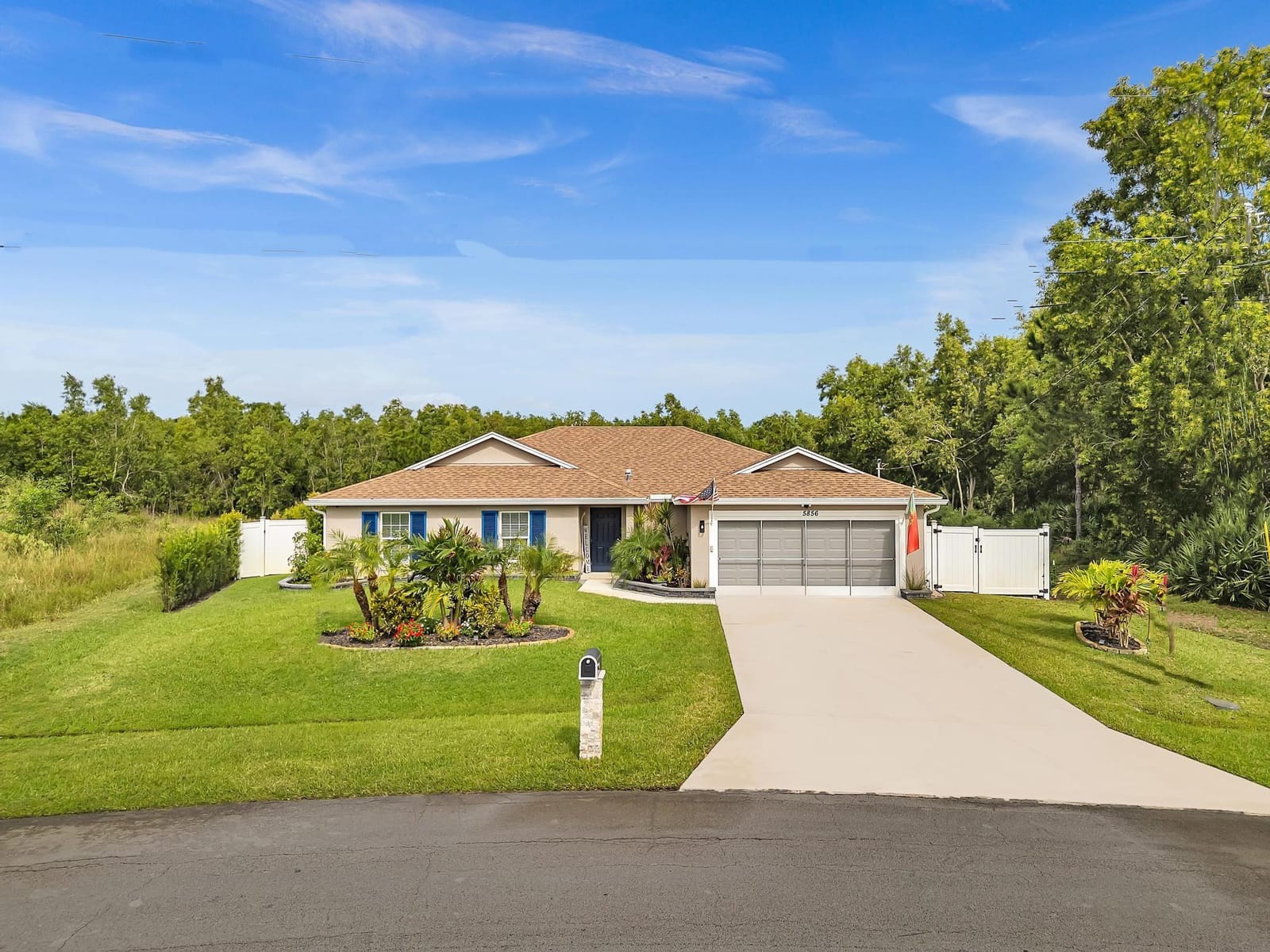 5856 NW Cullom Circle, Port St. Lucie, FL 34986
