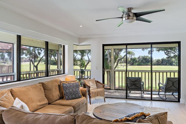 438 S Brackenwood Lane S, Palm Beach Gardens, FL 33418