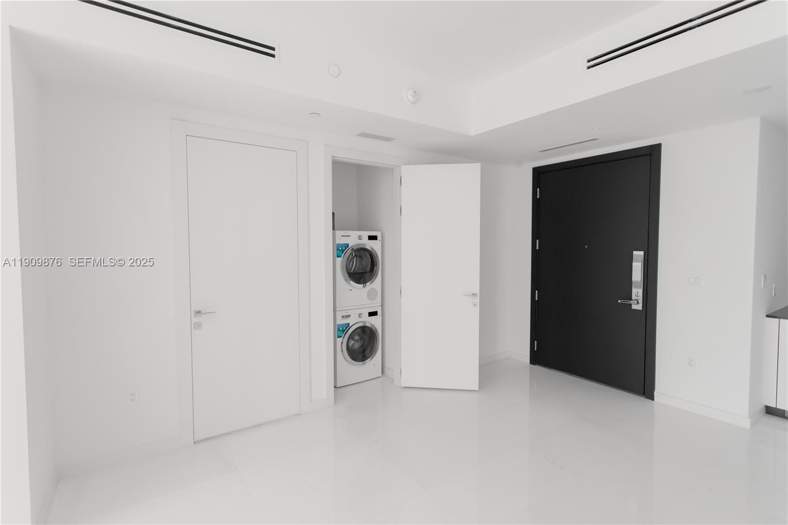 300 Biscayne Blvd Way 1003 — photo 11