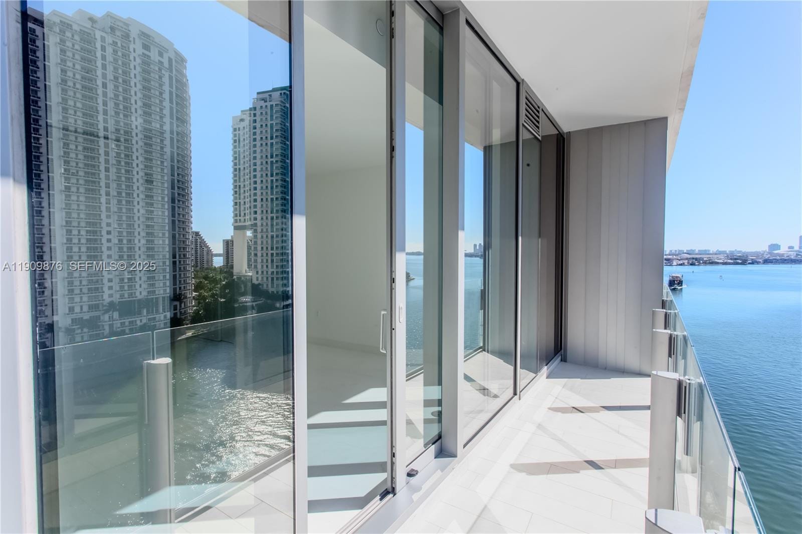 300 Biscayne Blvd Way 1003, Miami, FL 33131 photo 29