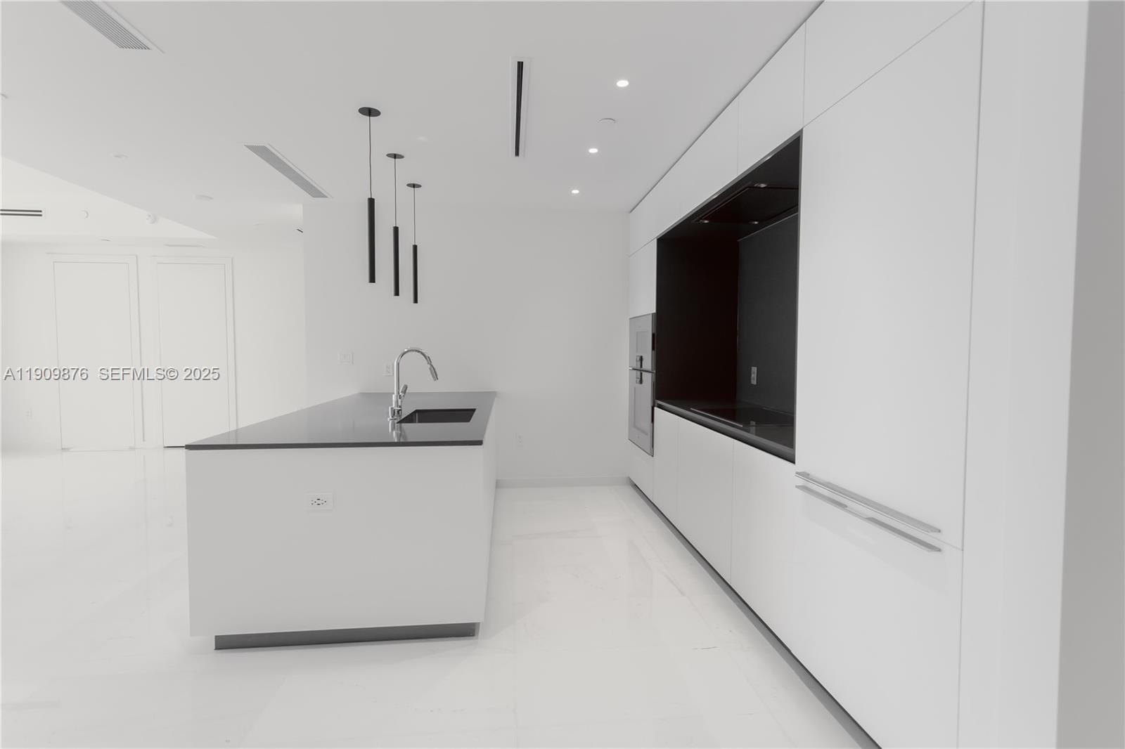 300 Biscayne Blvd Way 1003 — photo 6