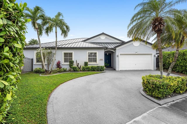16852 NW 88th Path, sold in Sevilla Estates, Miami Lakes, FL