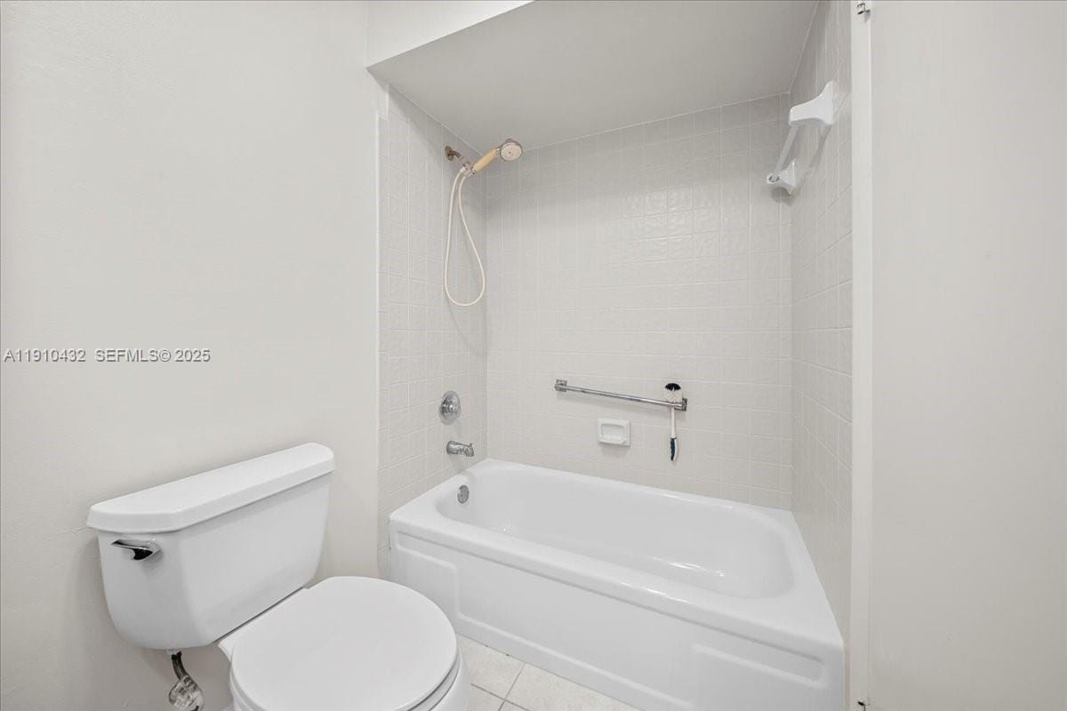 508 Holyoke Lane A, Lake Worth, FL 33467 photo 19