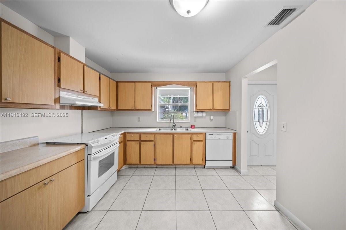 508 Holyoke Lane A — photo 5