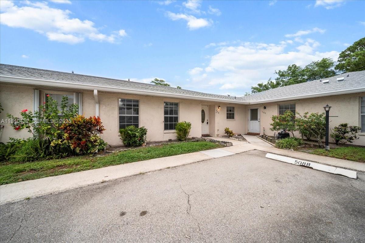 508 Holyoke Lane A, Lake Worth, FL 33467, Lake Worth