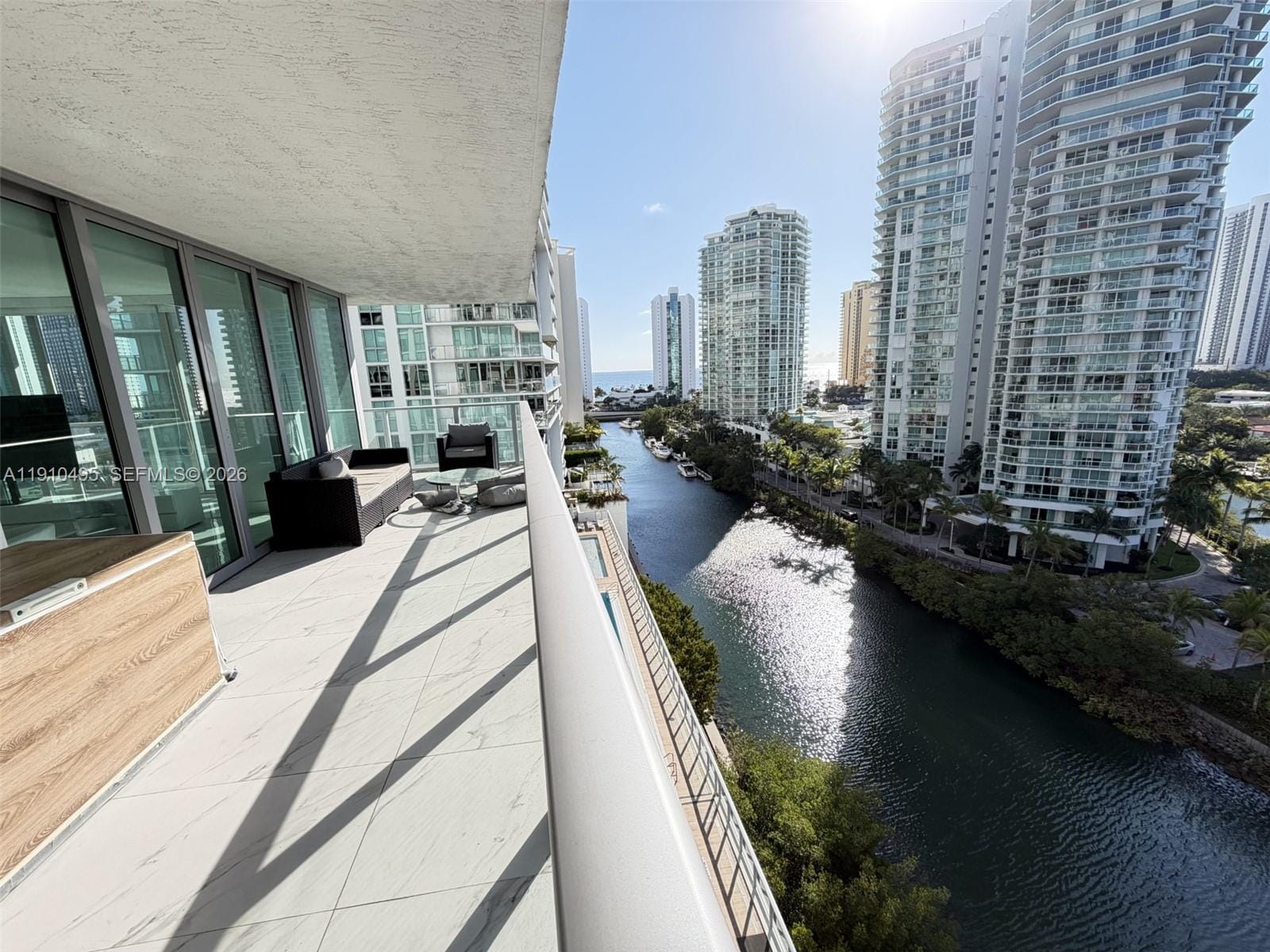 330 Sunny Isles Boulevard 51008 — photo 5