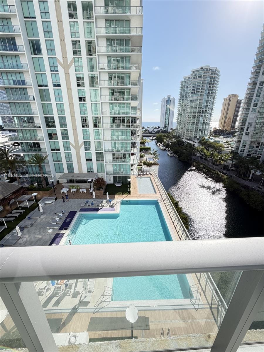 330 Sunny Isles Boulevard 51008 — photo 6