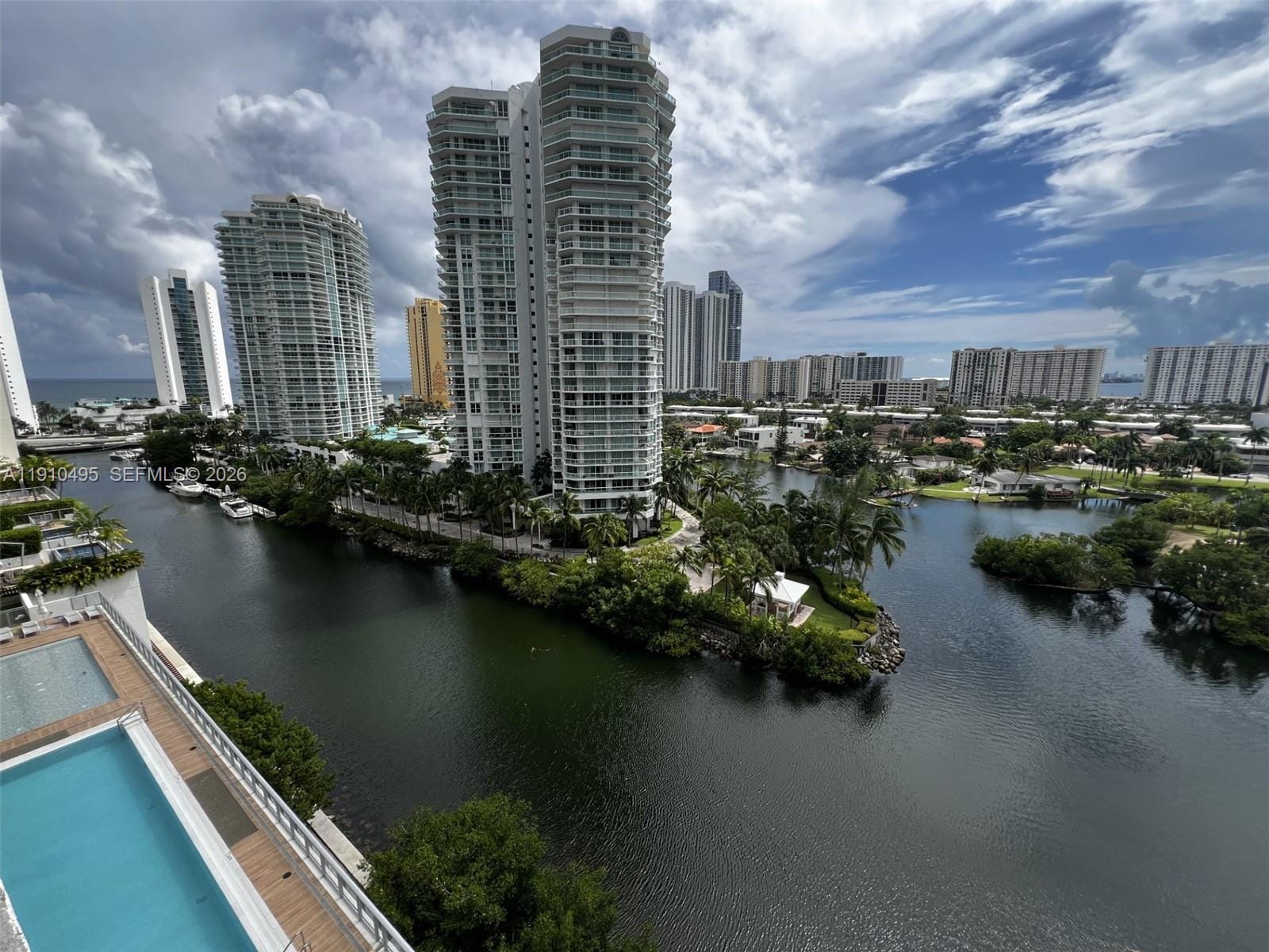 330 Sunny Isles Boulevard 51008 — photo 9