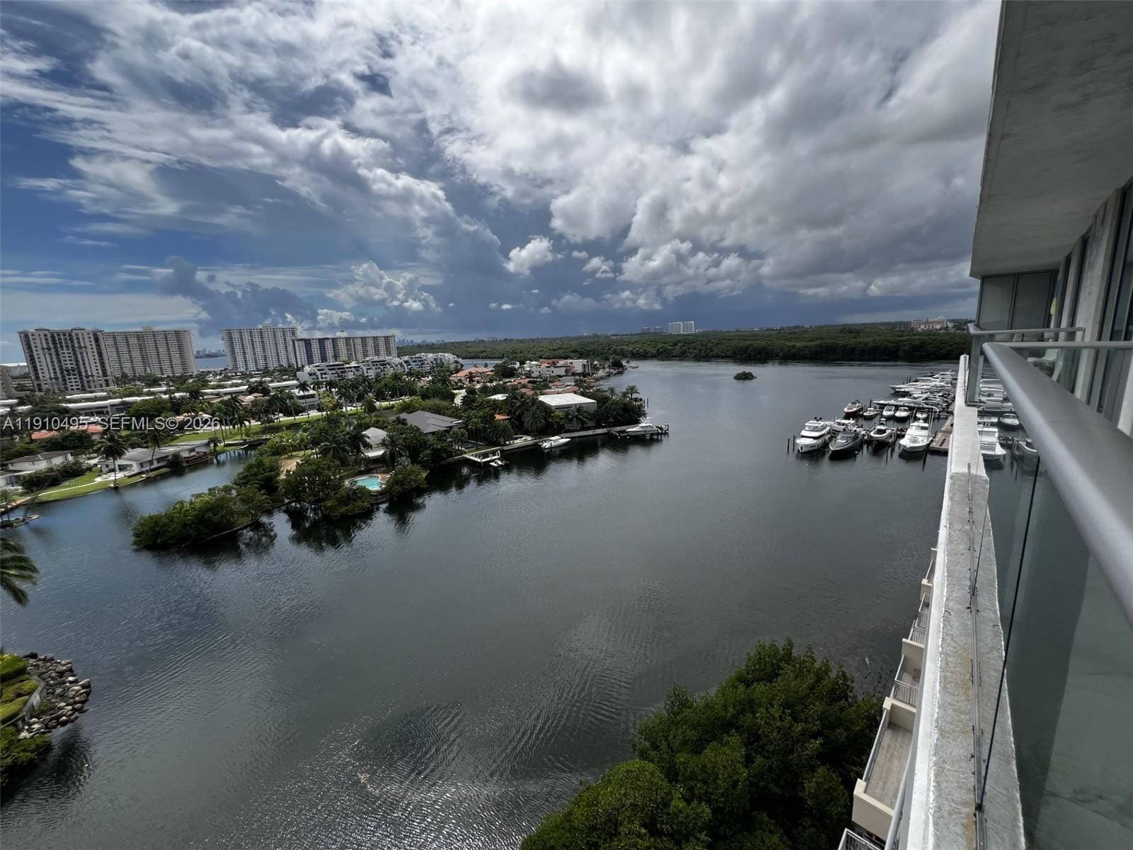 330 Sunny Isles Boulevard 51008 — photo 10