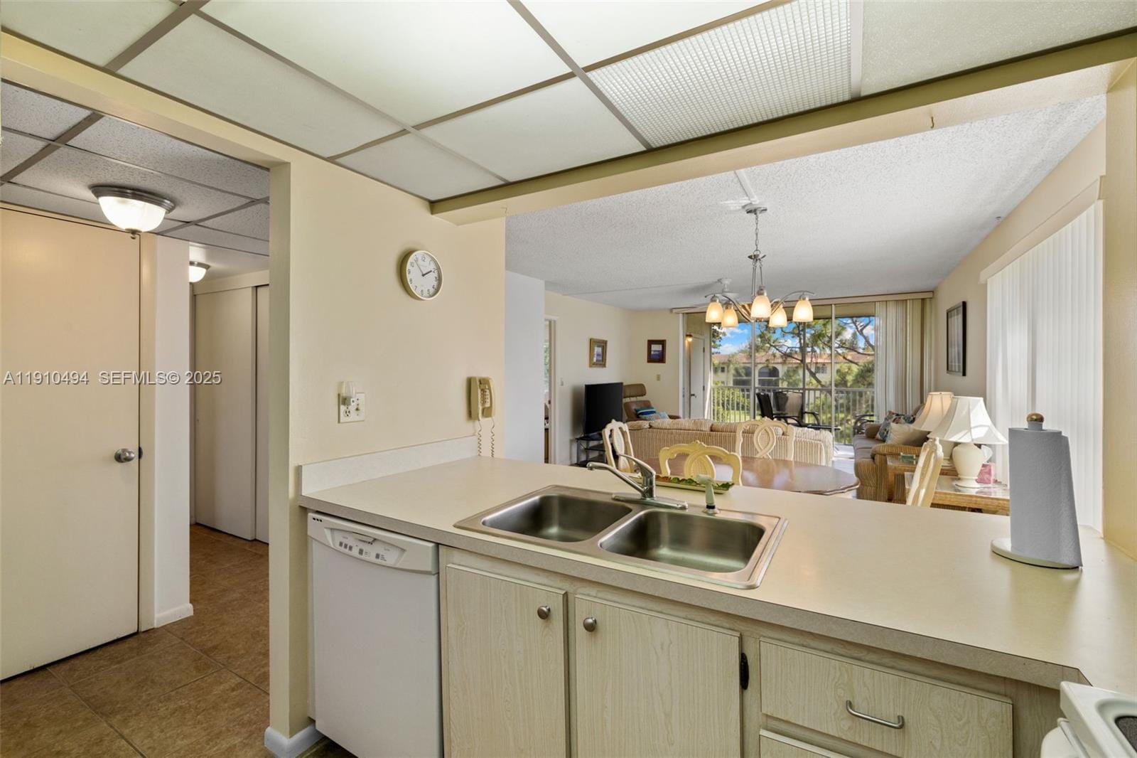 1087 Forest Lakes Drive 309, Naples, FL 34105 photo 14