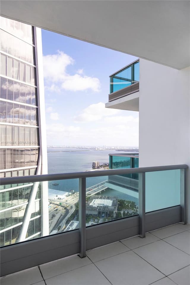 900 Biscayne Boulevard 5610, Miami, FL 33132