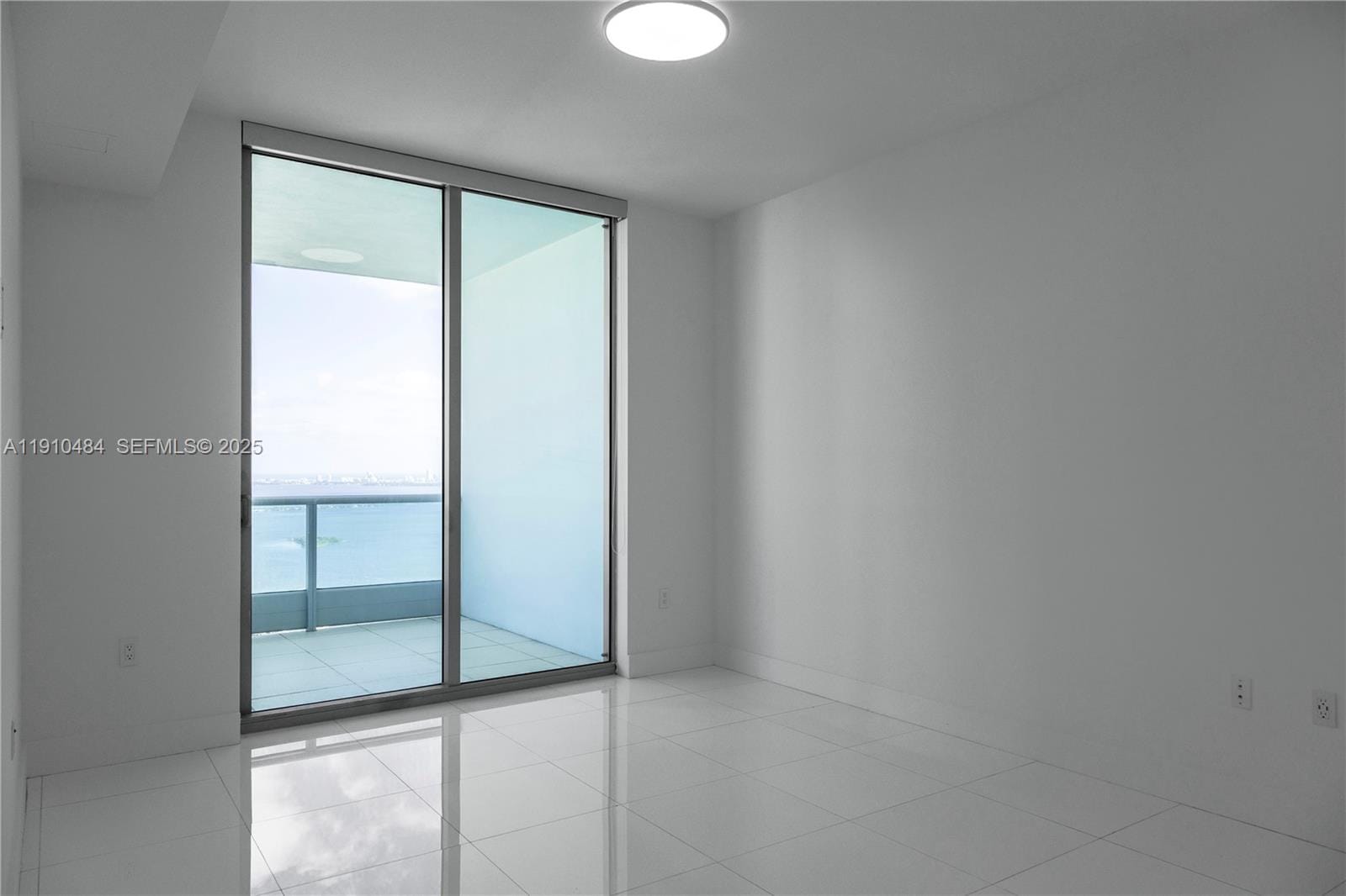 900 Biscayne Boulevard 5610, Miami, FL 33132 photo 6