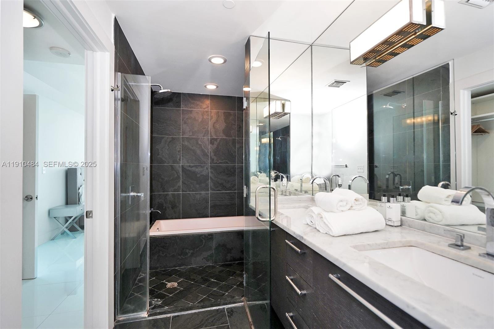 900 Biscayne Boulevard 5610, Miami, FL 33132 photo 8