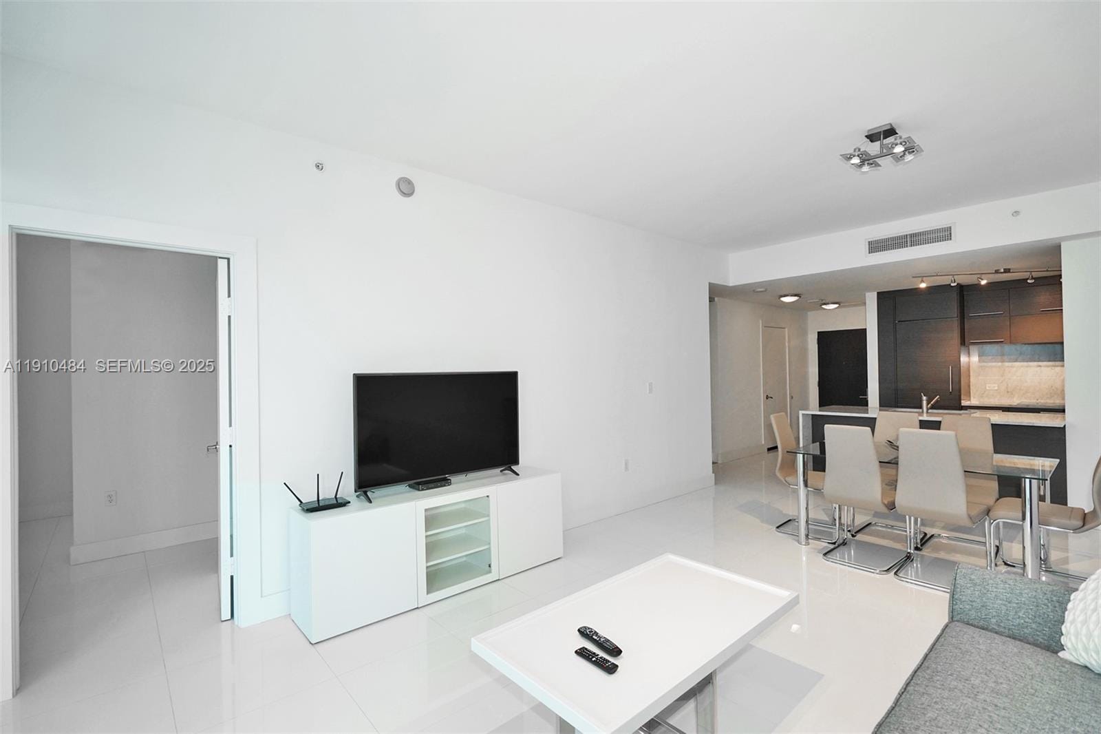 900 Biscayne Boulevard 5610, Miami, FL 33132 photo 9