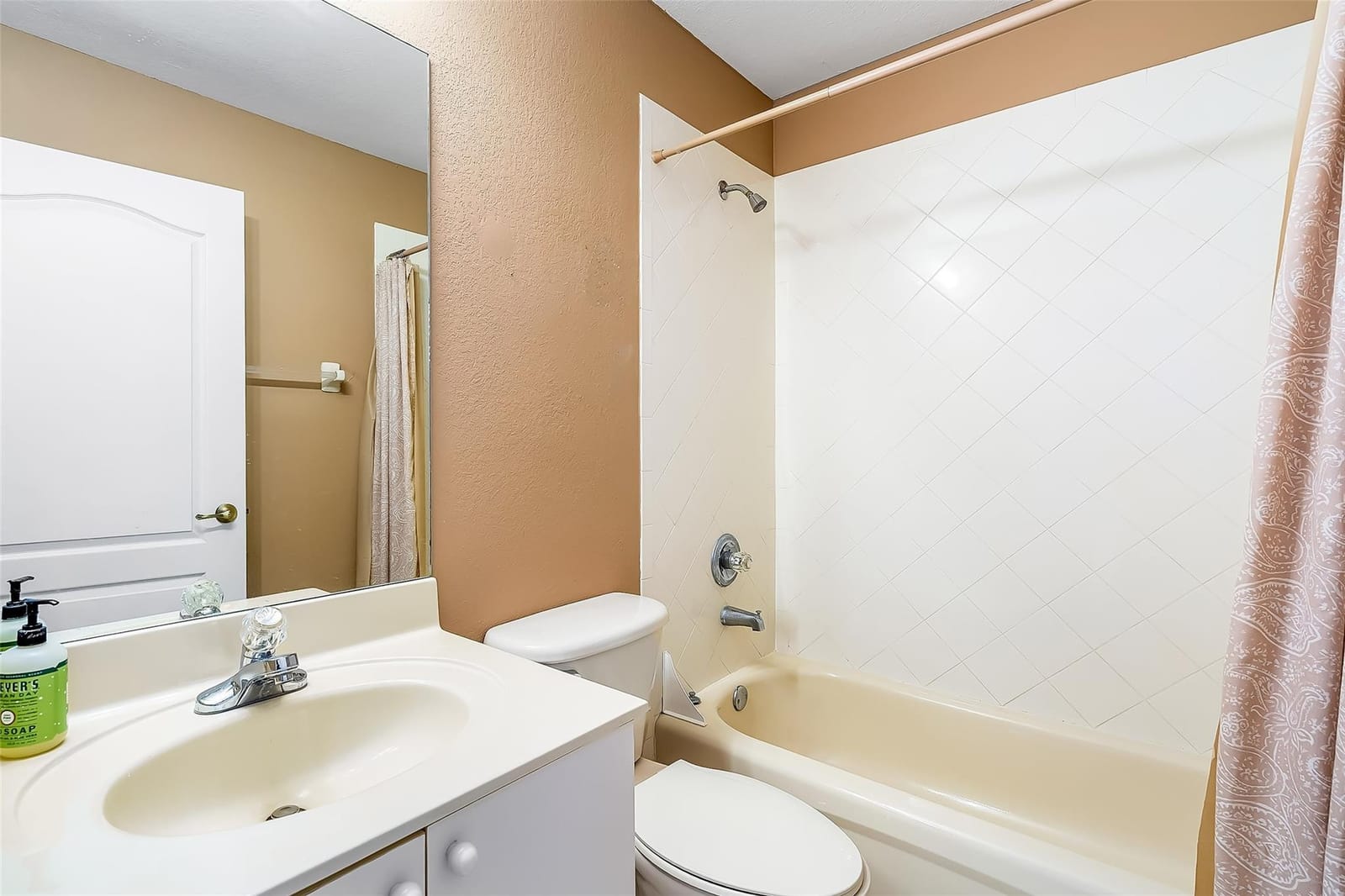 9000 W Flagler Street 6, Miami, FL 33174 photo 18