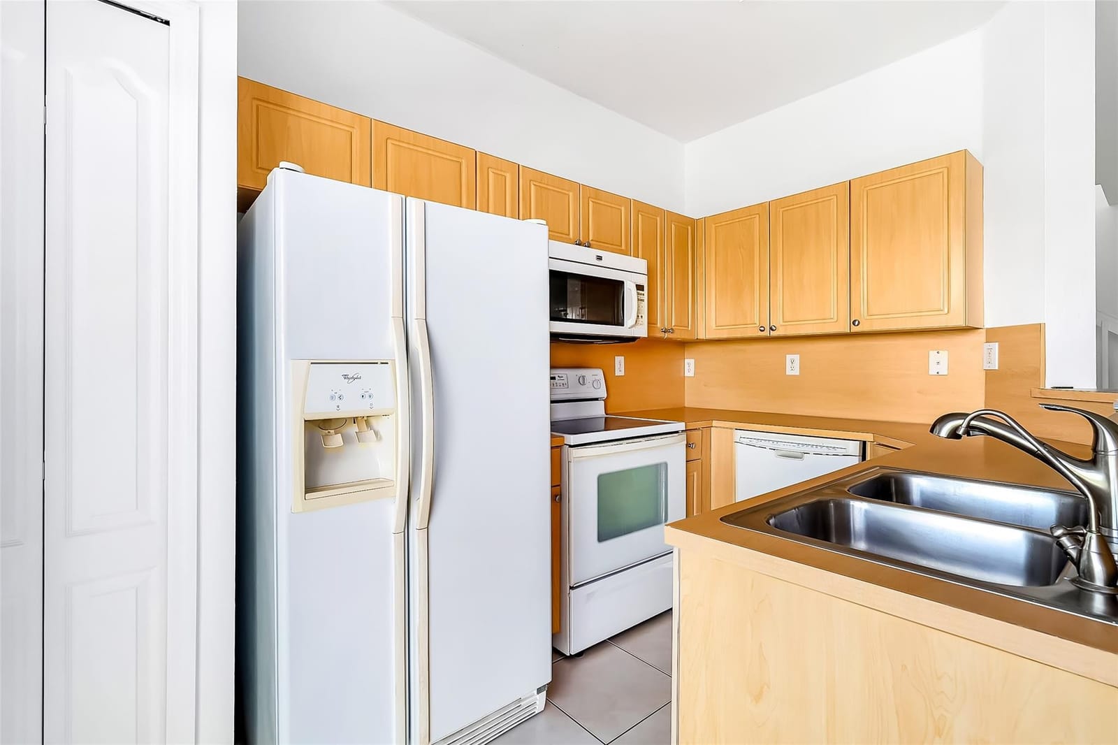 9000 W Flagler Street 6, Miami, FL 33174 photo 5