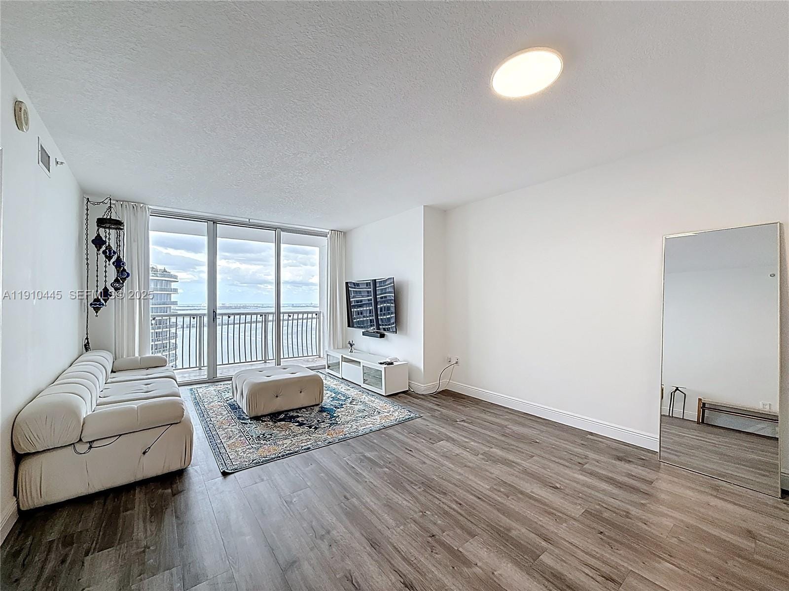 1750 N Bayshore Drive 5503, Miami, FL 33132