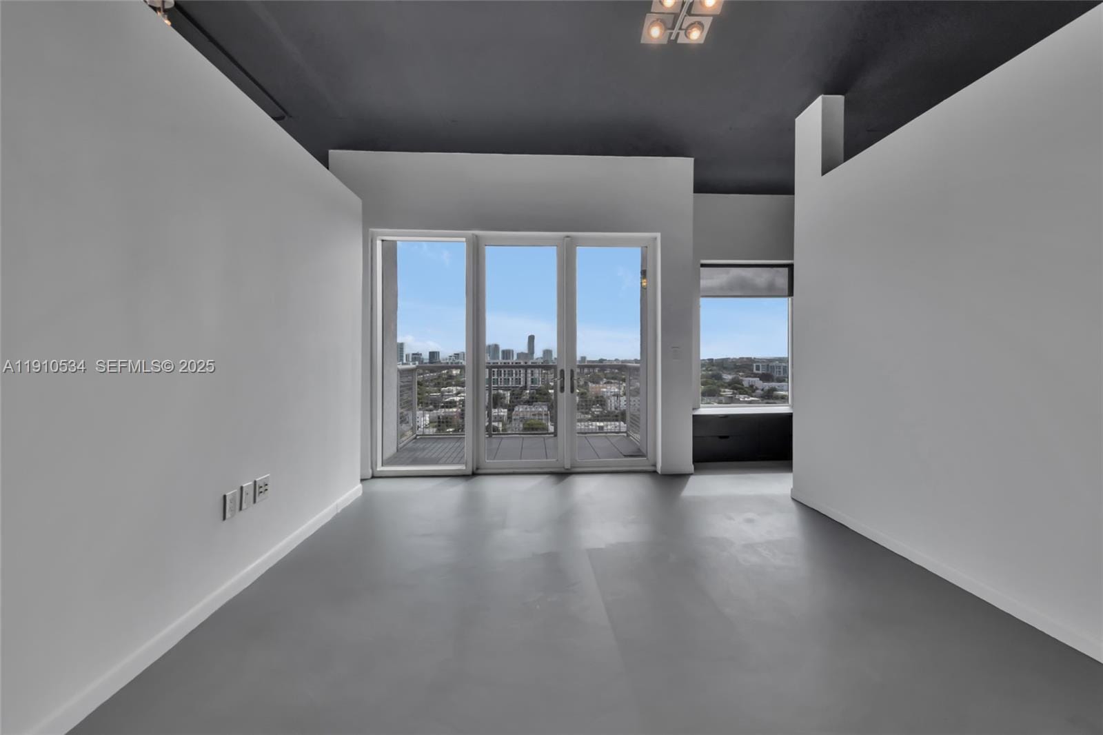 10 SW South River Drive 1509, Miami, FL 33130 photo 14