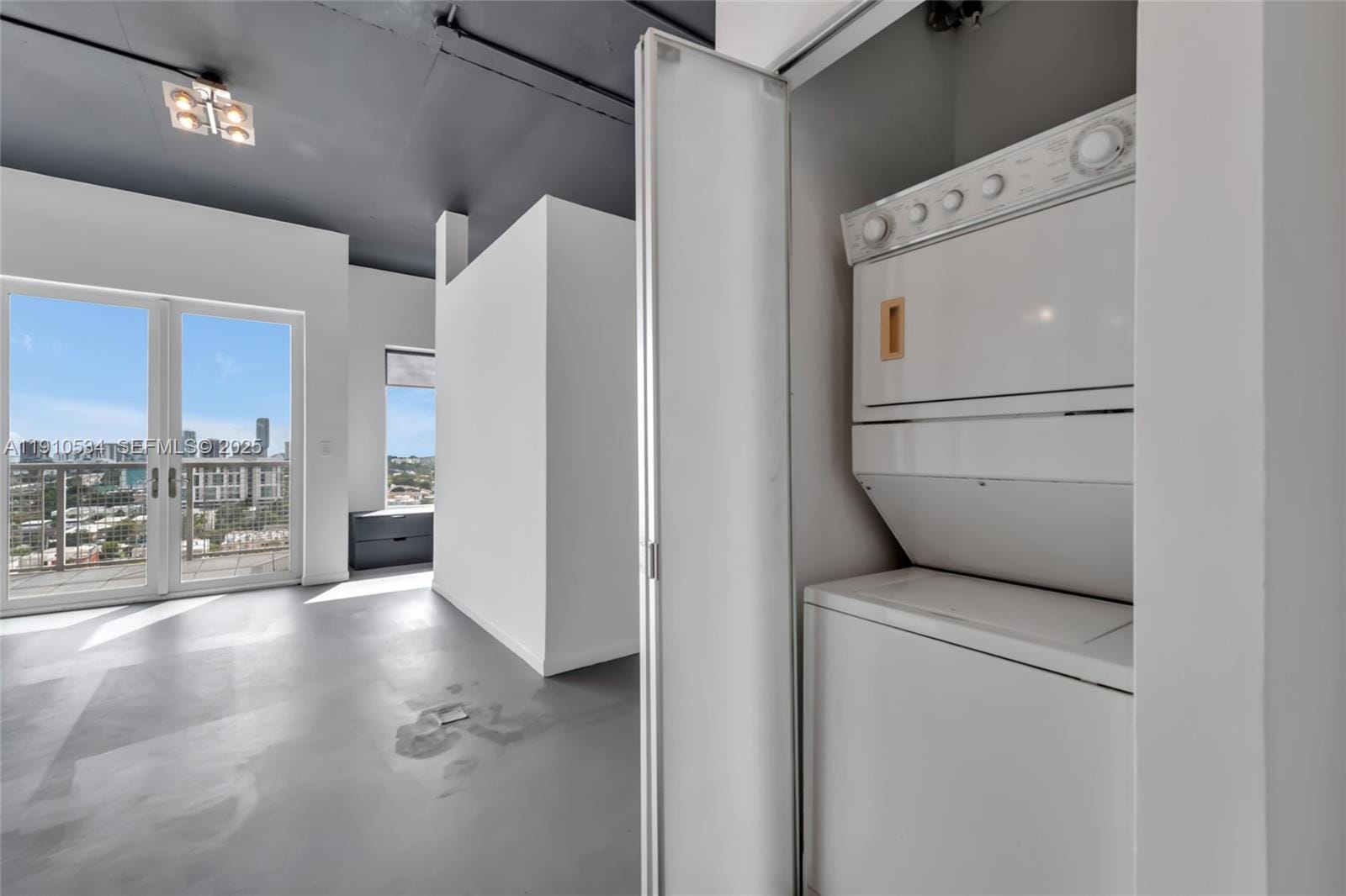 10 SW South River Drive 1509, Miami, FL 33130 photo 17