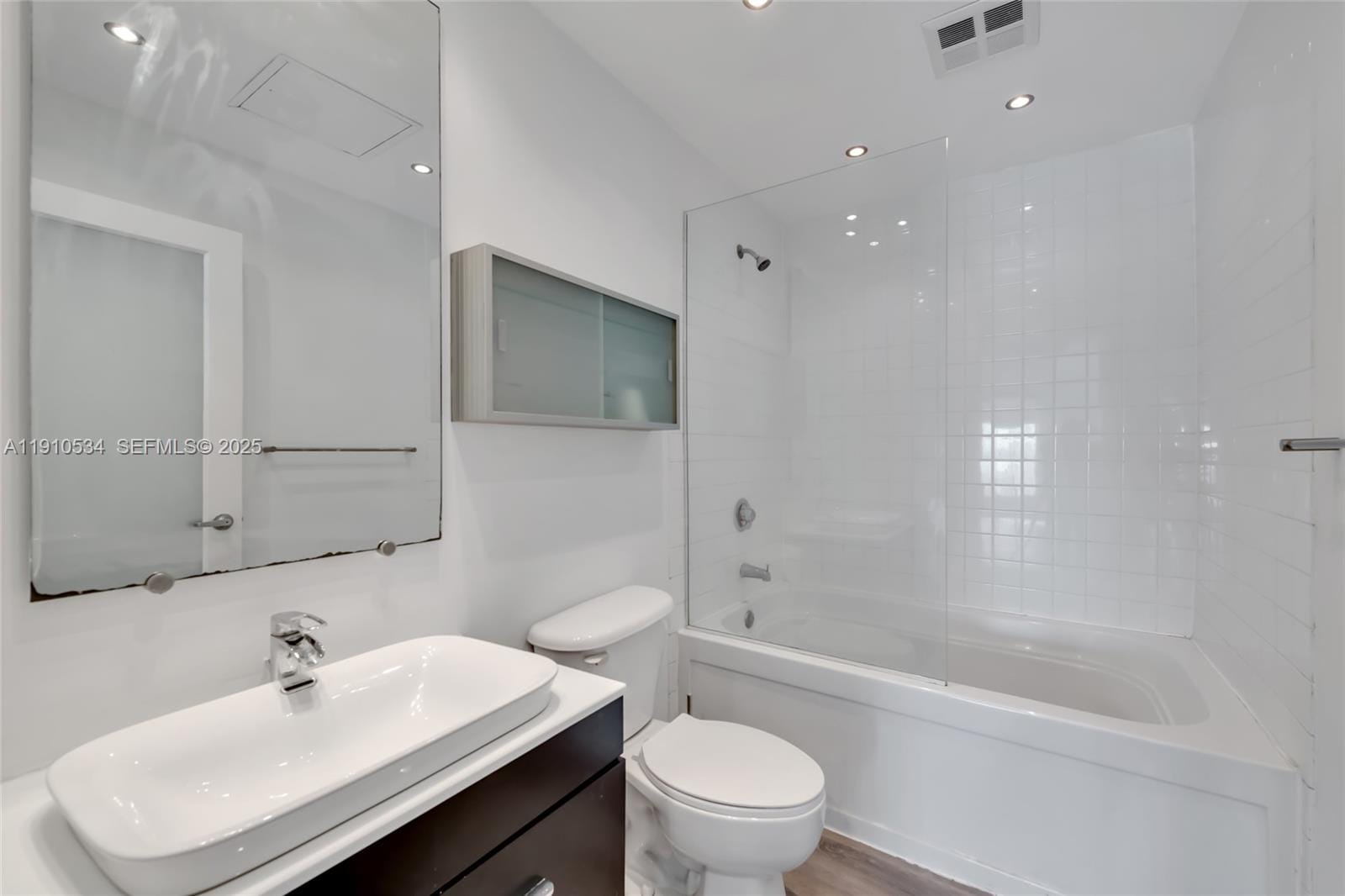 10 SW South River Drive 1509, Miami, FL 33130 photo 20