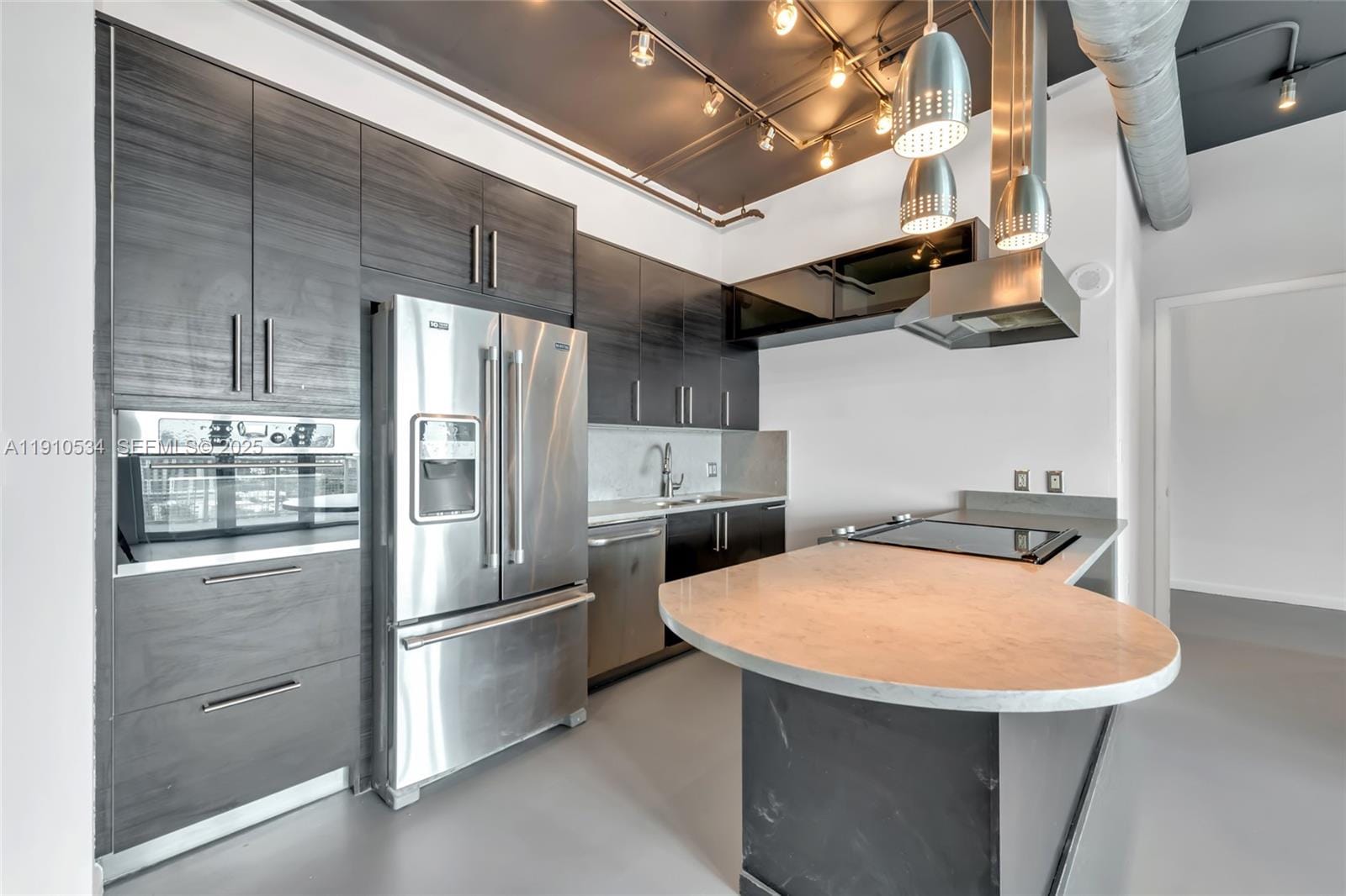 10 SW South River Drive 1509 — photo 9