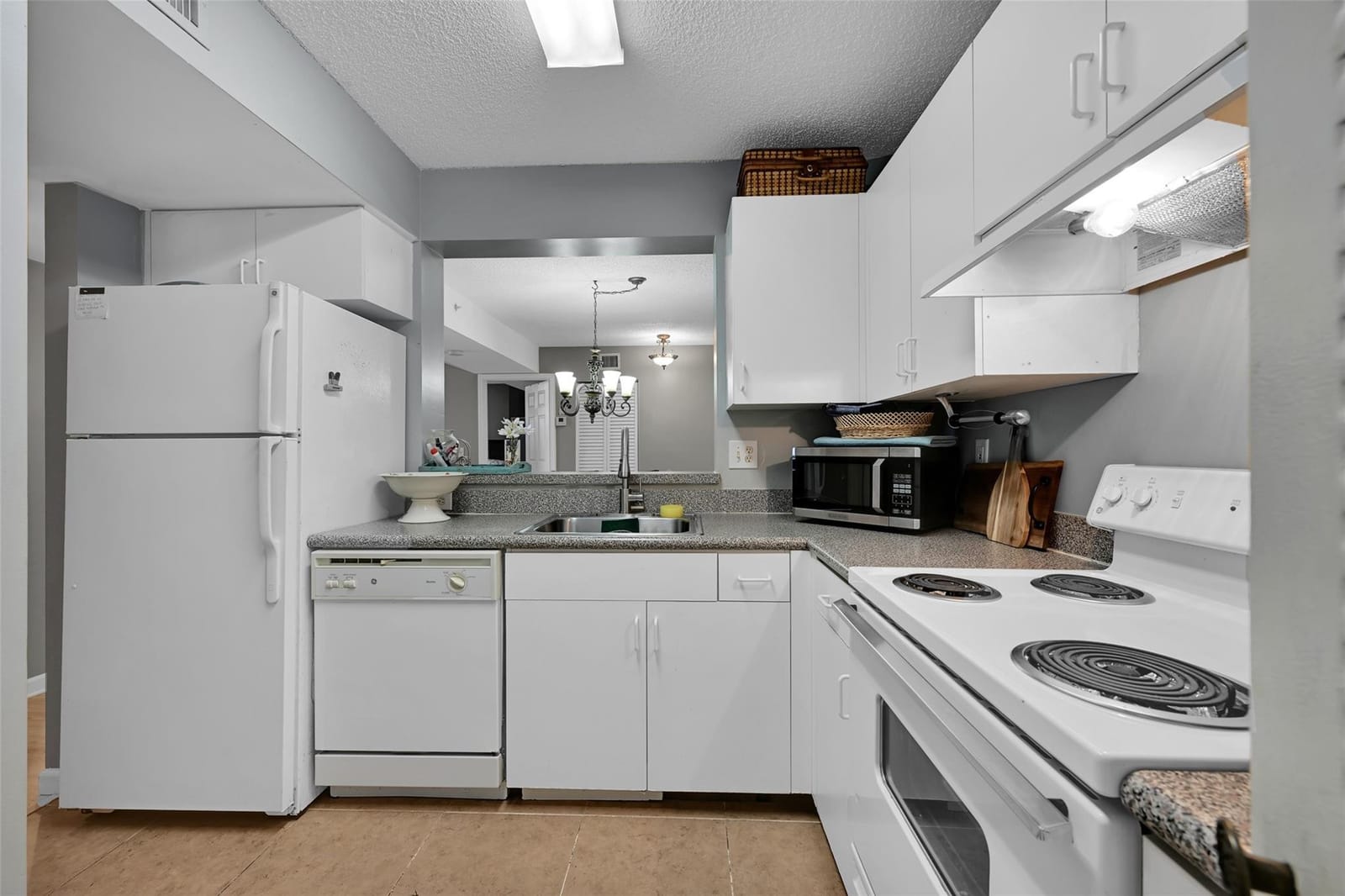 2711 Ocean Club Boulevard 204 — photo 12