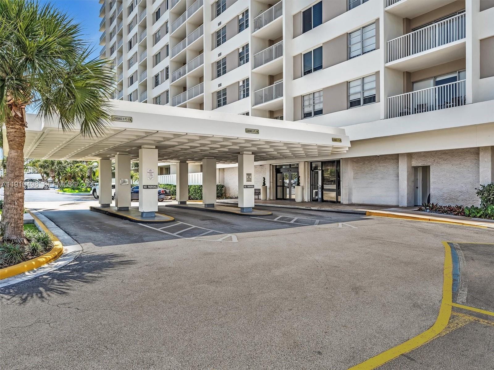 300 Bayview Drive 902 — photo 11