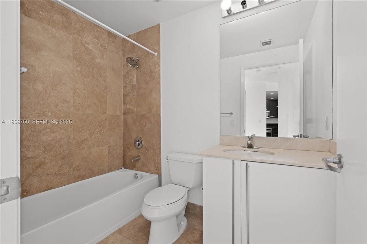 3030 NE 188 Street 604, Aventura, FL 33180 photo 15