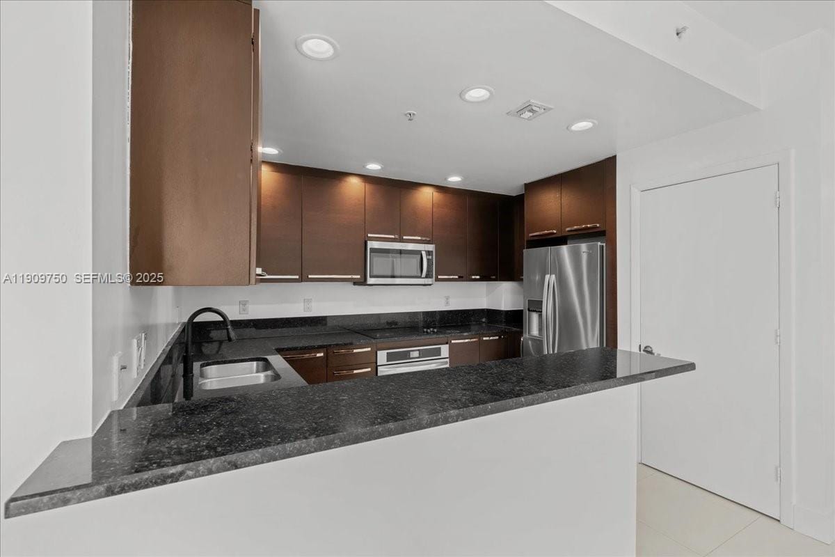 3030 NE 188 Street 604 — photo 7