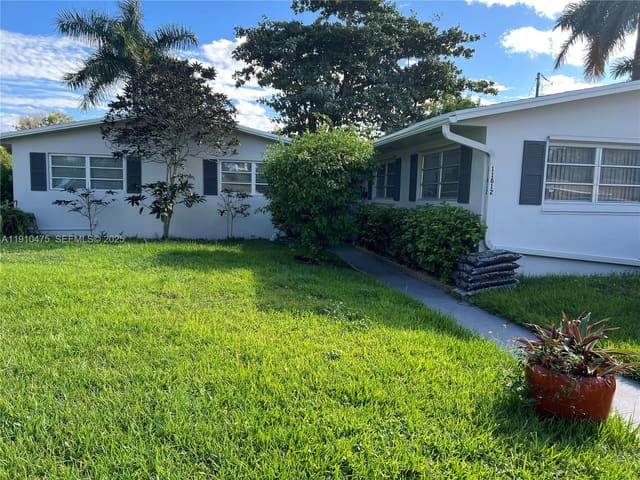 11812 NE 14th Avenue, sold in Bayview Acres, Miami, FL