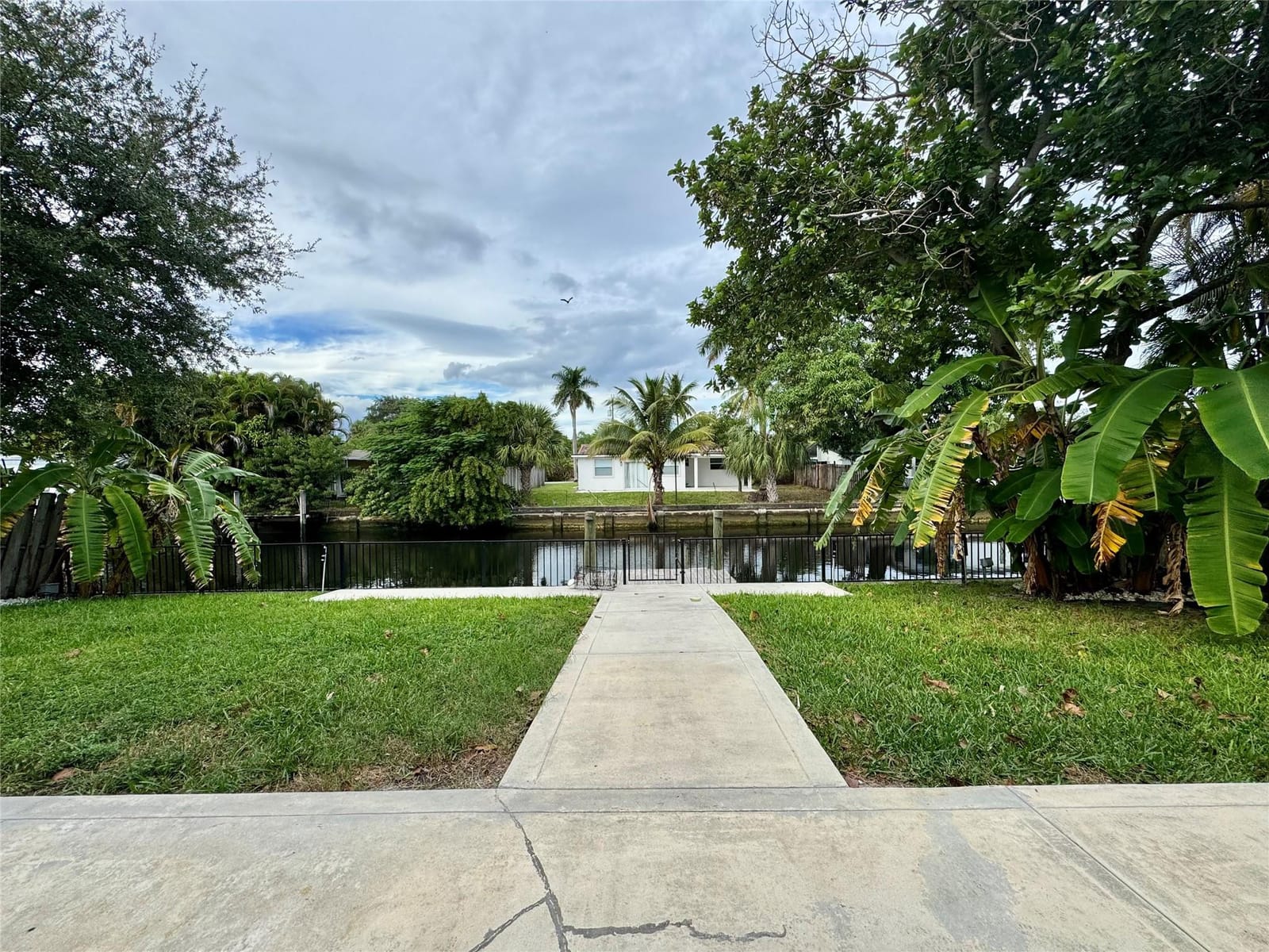 1871 NW 31st Court, Oakland Park, FL 33309 photo 28
