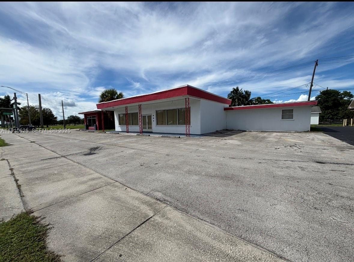 441 W Sugarland Highway — photo 2
