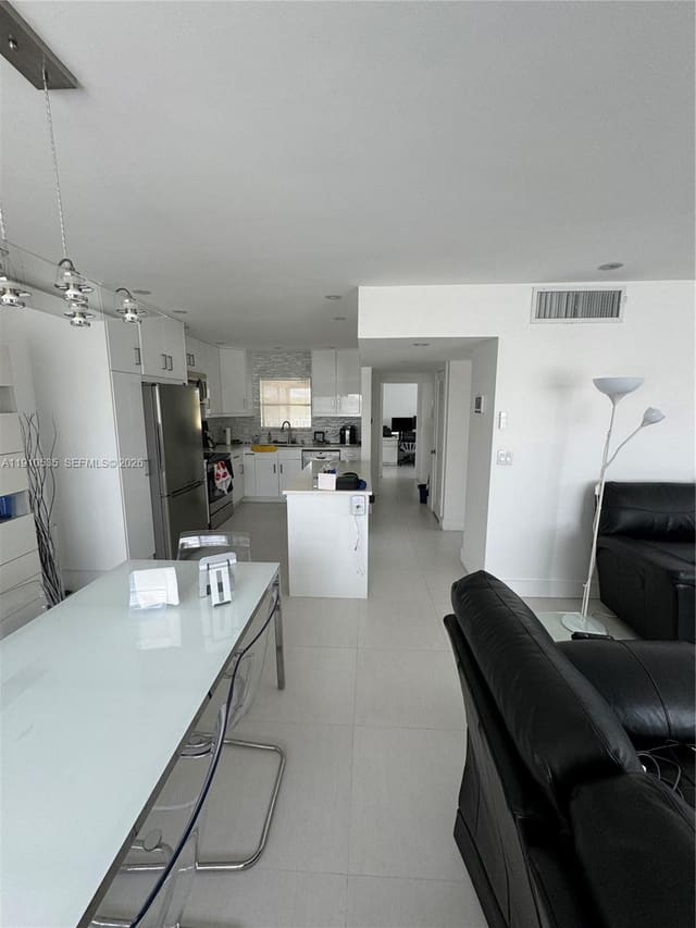 1501 Arthur Street 10, Westchester Arms Co Op, Hollywood, FL