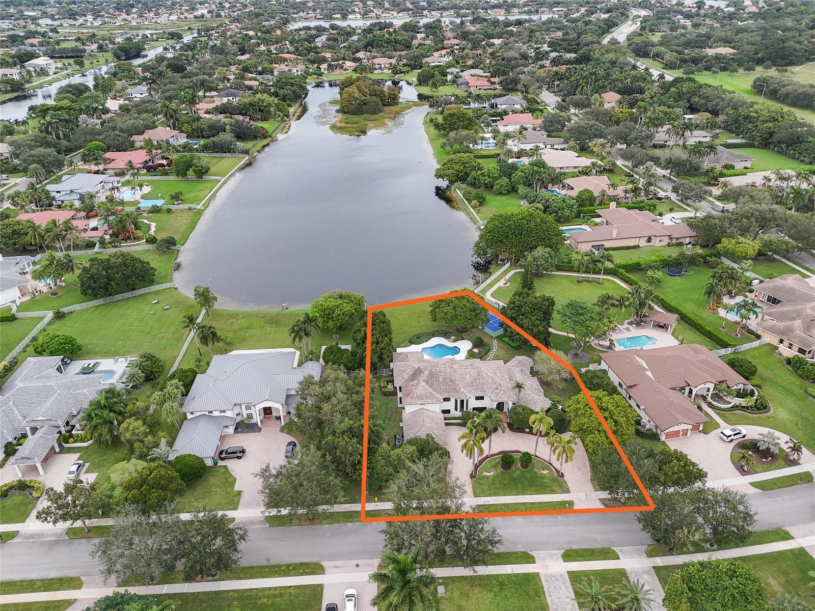 10303 SW 26th Street, Davie, FL 33324