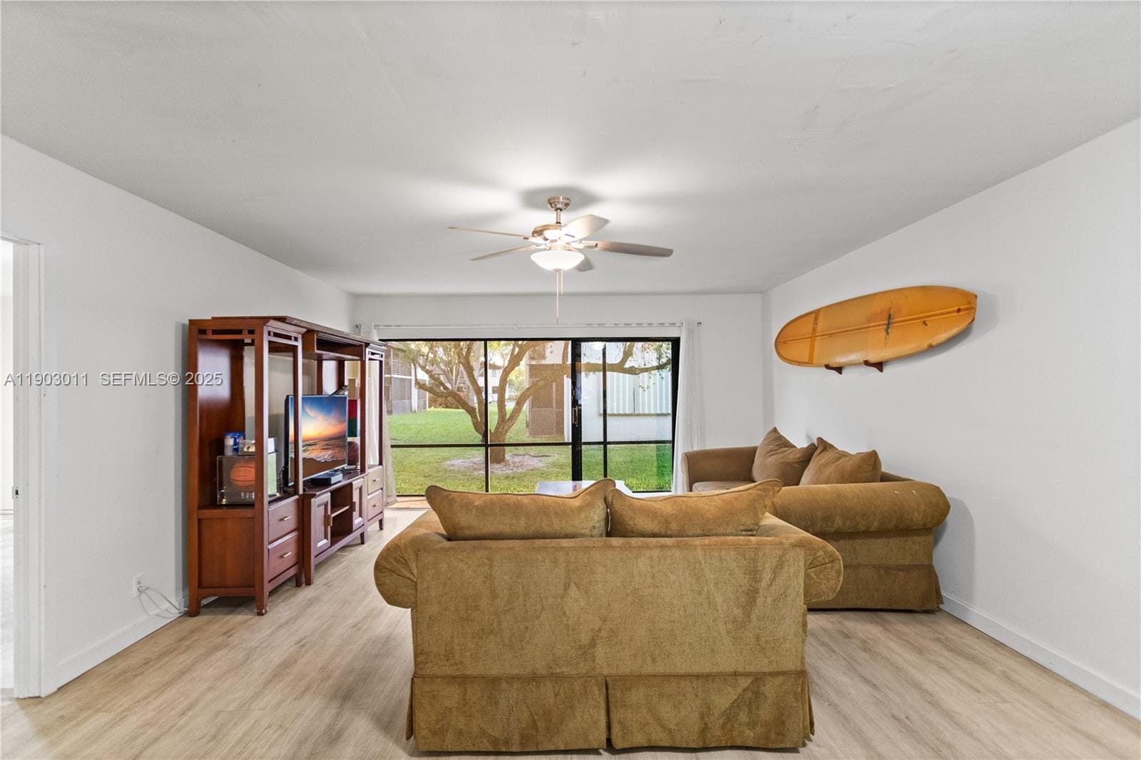 212 W Laurel Drive 1303, Margate, FL 33063