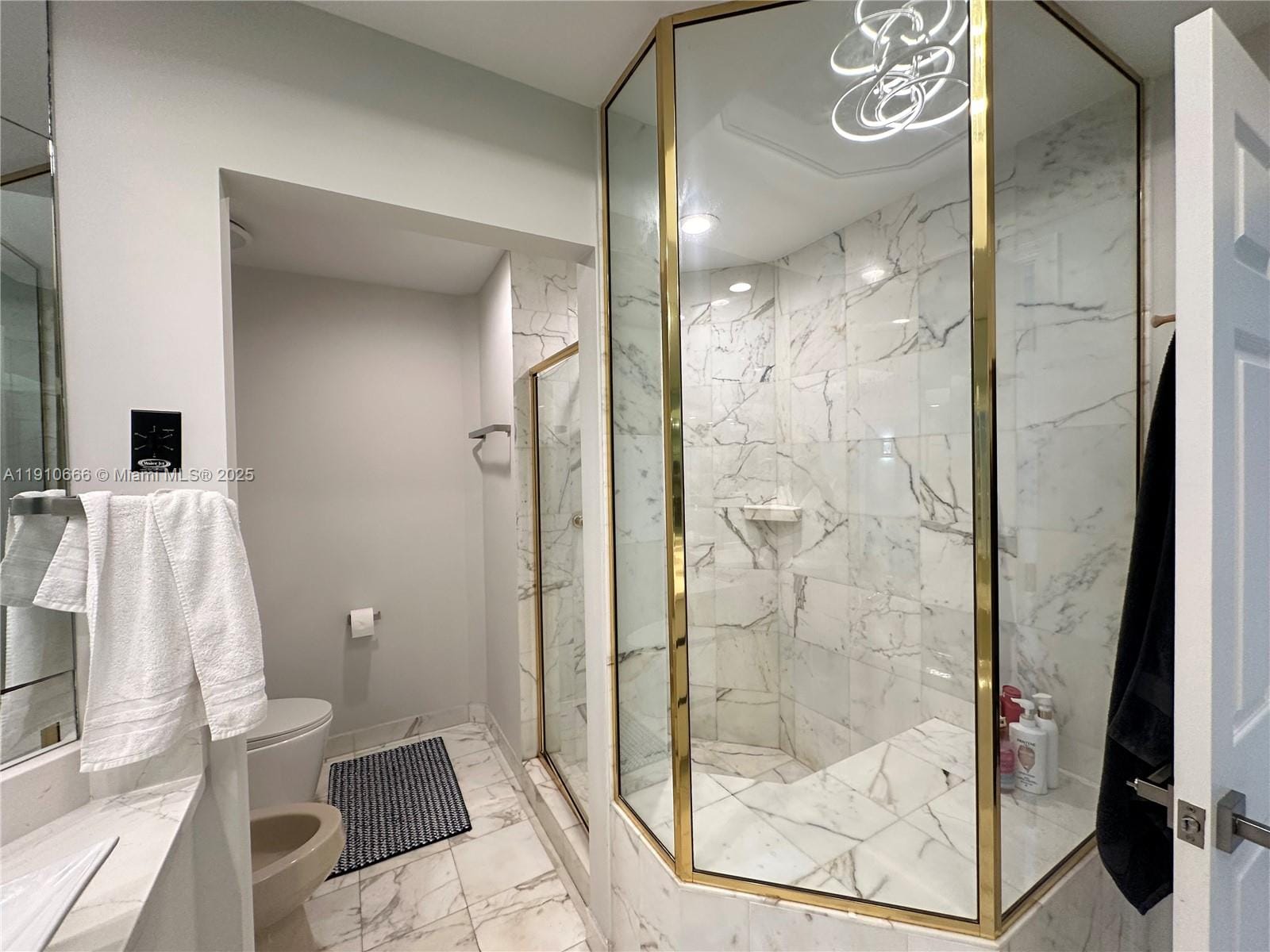 3900 Island Boulevard B-303, Aventura, FL 33160 photo 29