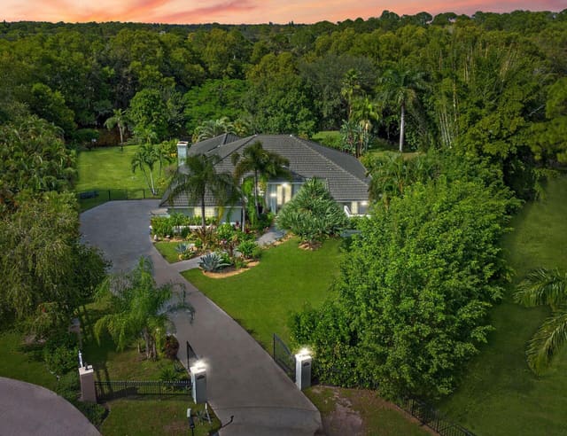 14767 Halter Road, sold in Paddock Park 2 Of Wellington, Wellington, FL