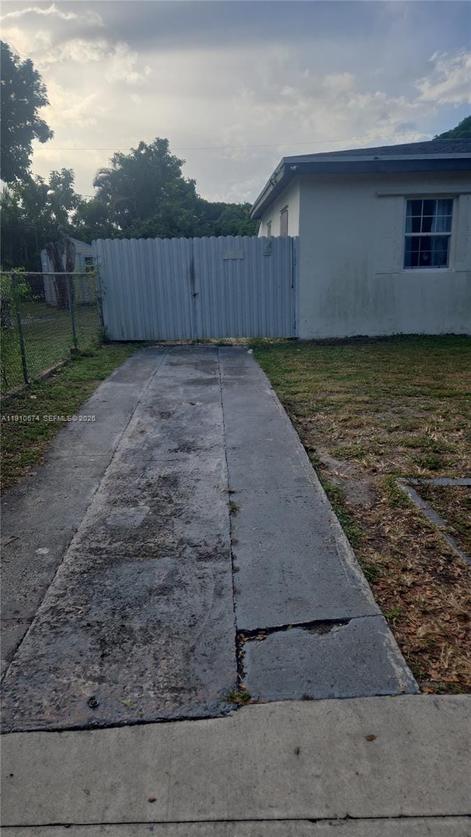 15210 NW 28th Place, Miami Gardens, FL 33054 photo 3
