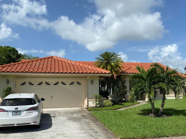 1655 Farmington Circle, Wellington, FL 33414