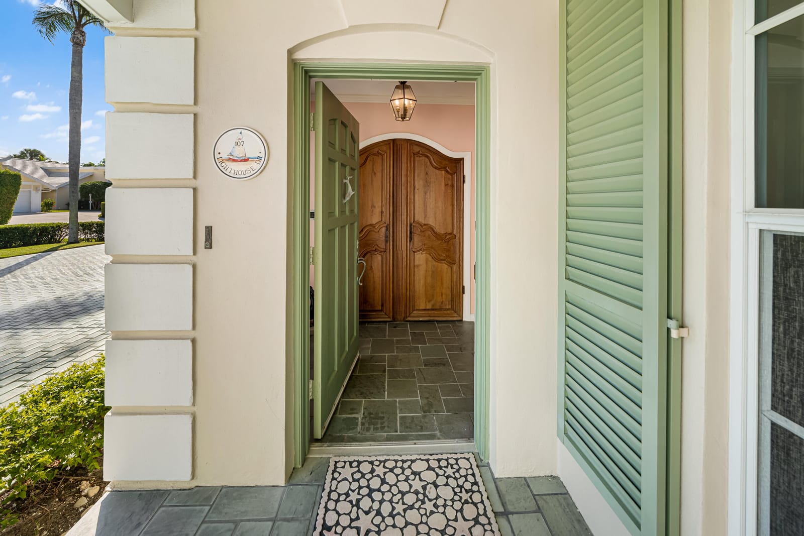 107 Lighthouse Drive, Jupiter Inlet Colony, FL 33469 photo 8