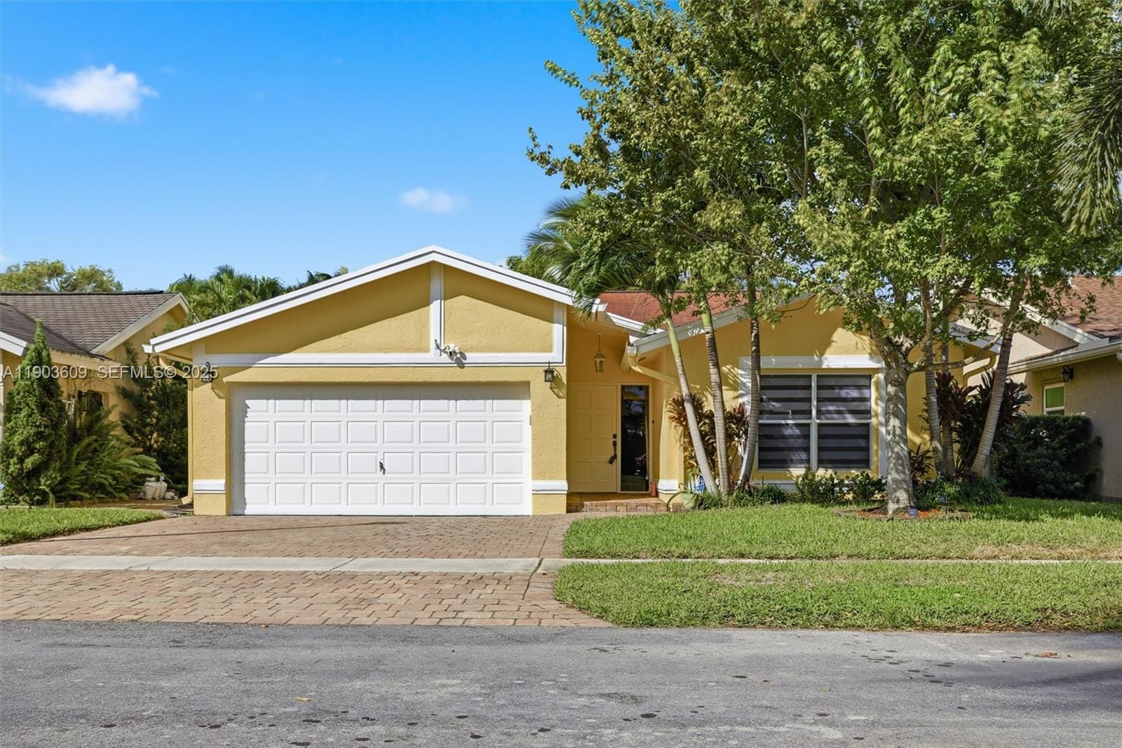 4325 NW 103rd Terrace, Sunrise, FL 33351