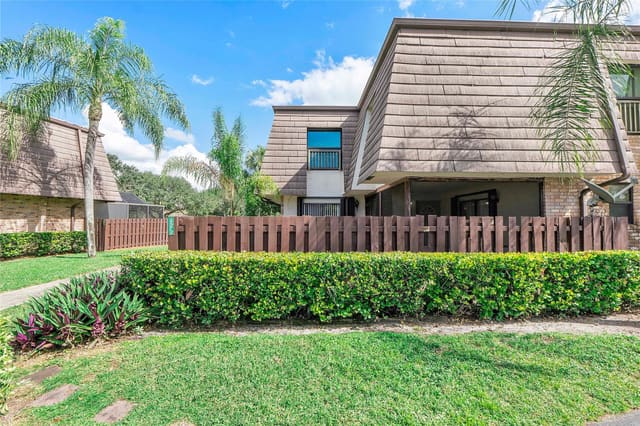 2572 NW 99th Avenue 2572, Coral Springs, FL 33065